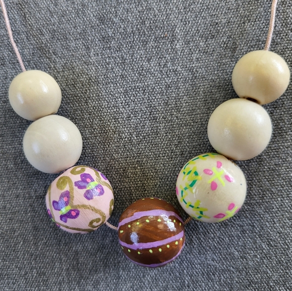 New handmade Necklace and earrings set - Picture 2 of 7